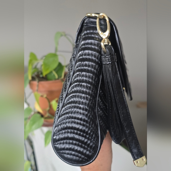 Versace Parfum Clutch Bag With Detachable Wristlet Strap - Picture 6 of 16